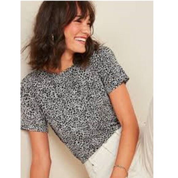 Old Navy Luxe Tees Size XL Bundle Leopard Print NWOT - Picture 2 of 14